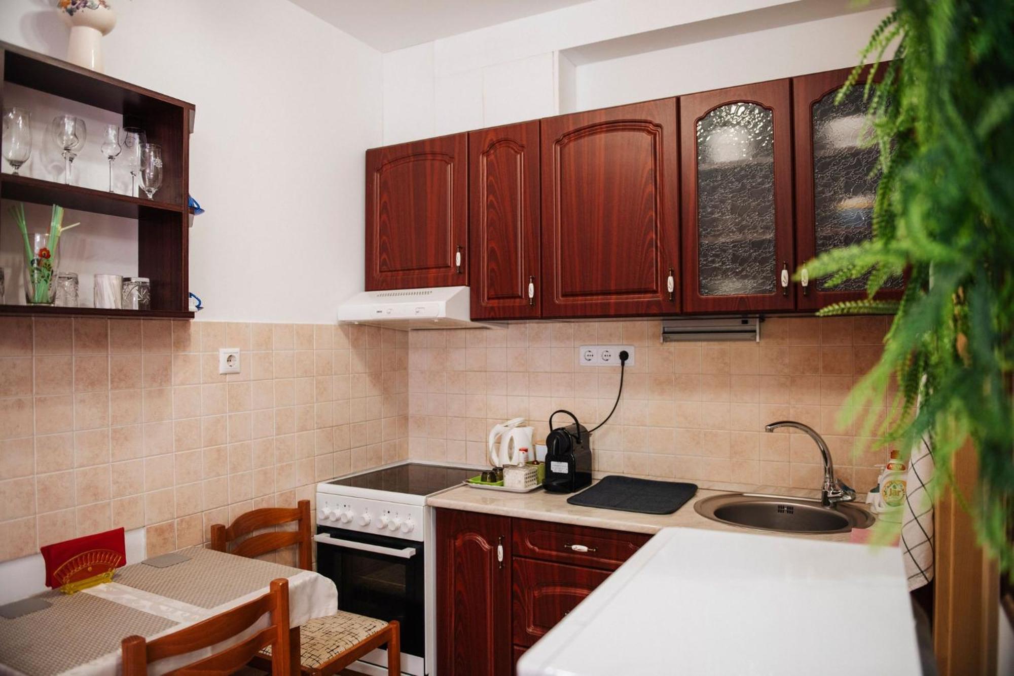 Inci Apartman Pecs Exterior photo